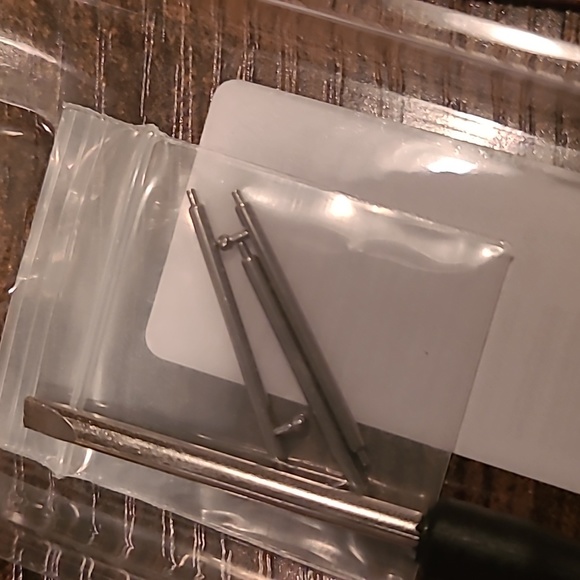 Versa 2 Band - Picture 2 of 3